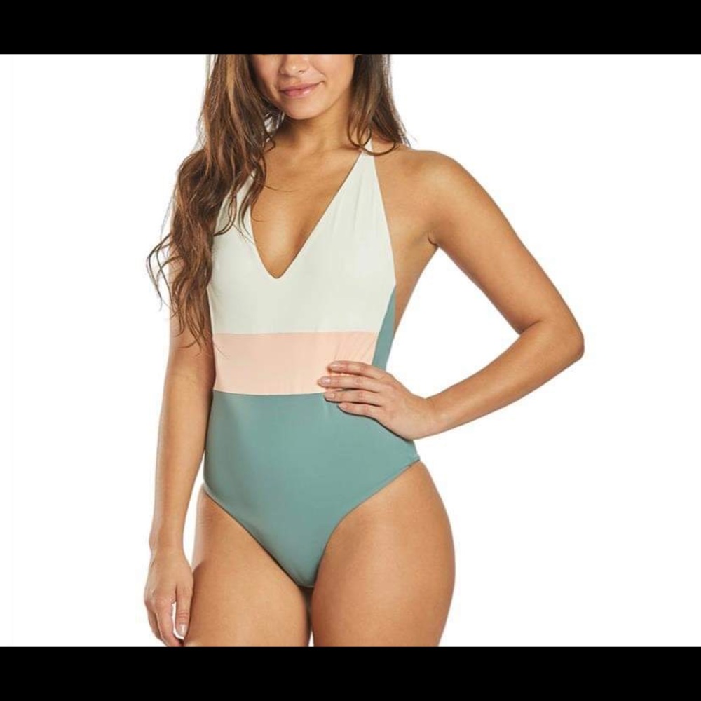 Tavik swimwear